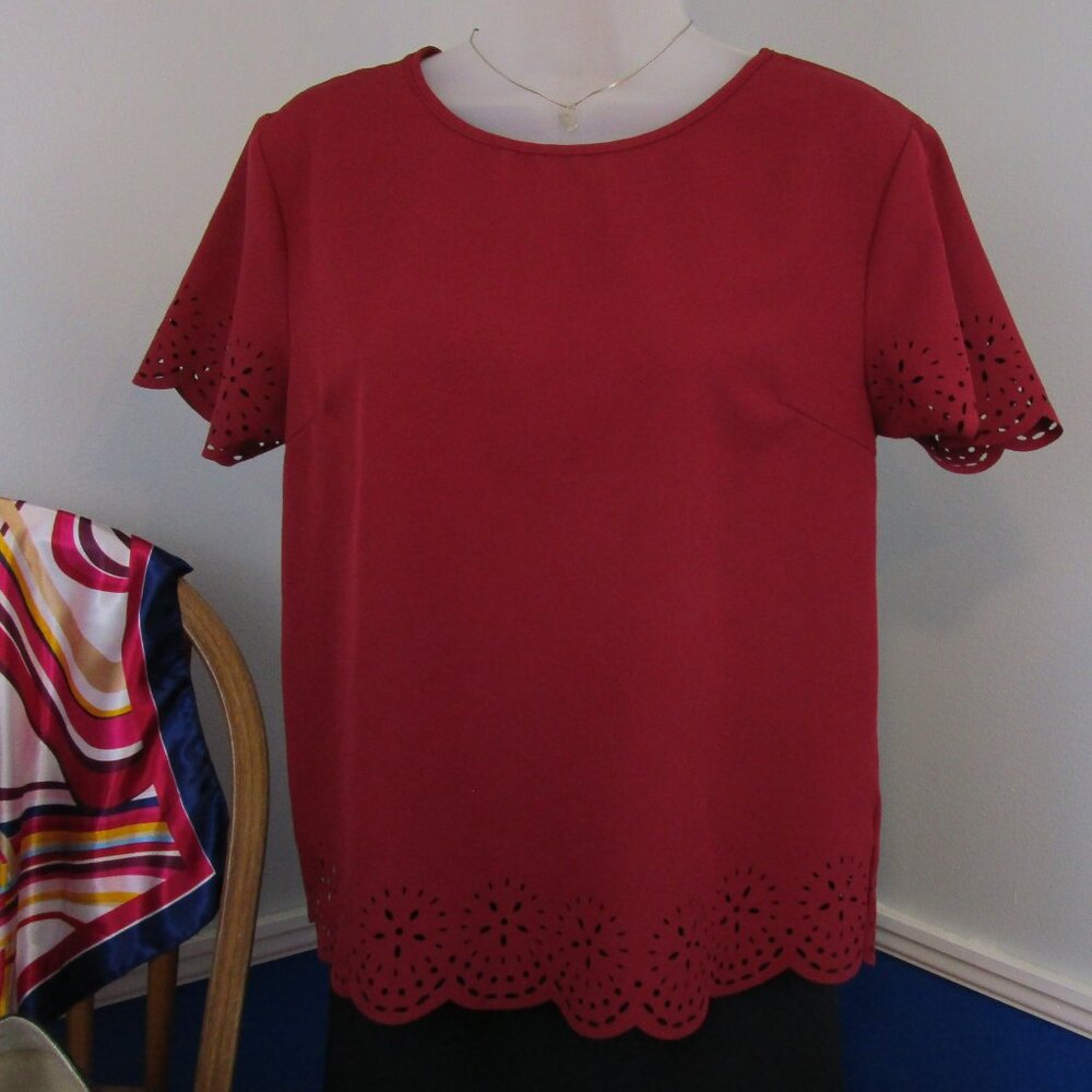 SHEIN Maroon lace Edge Short Sleeve Blouse